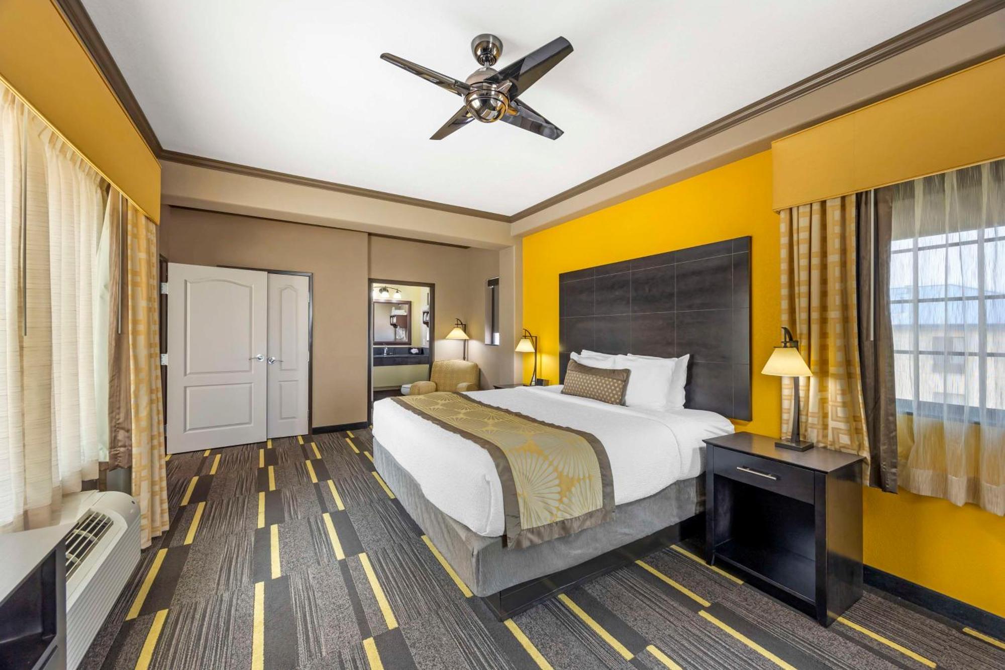 Best Western Plus Emerald Inn & Suites Garden City Exterior foto