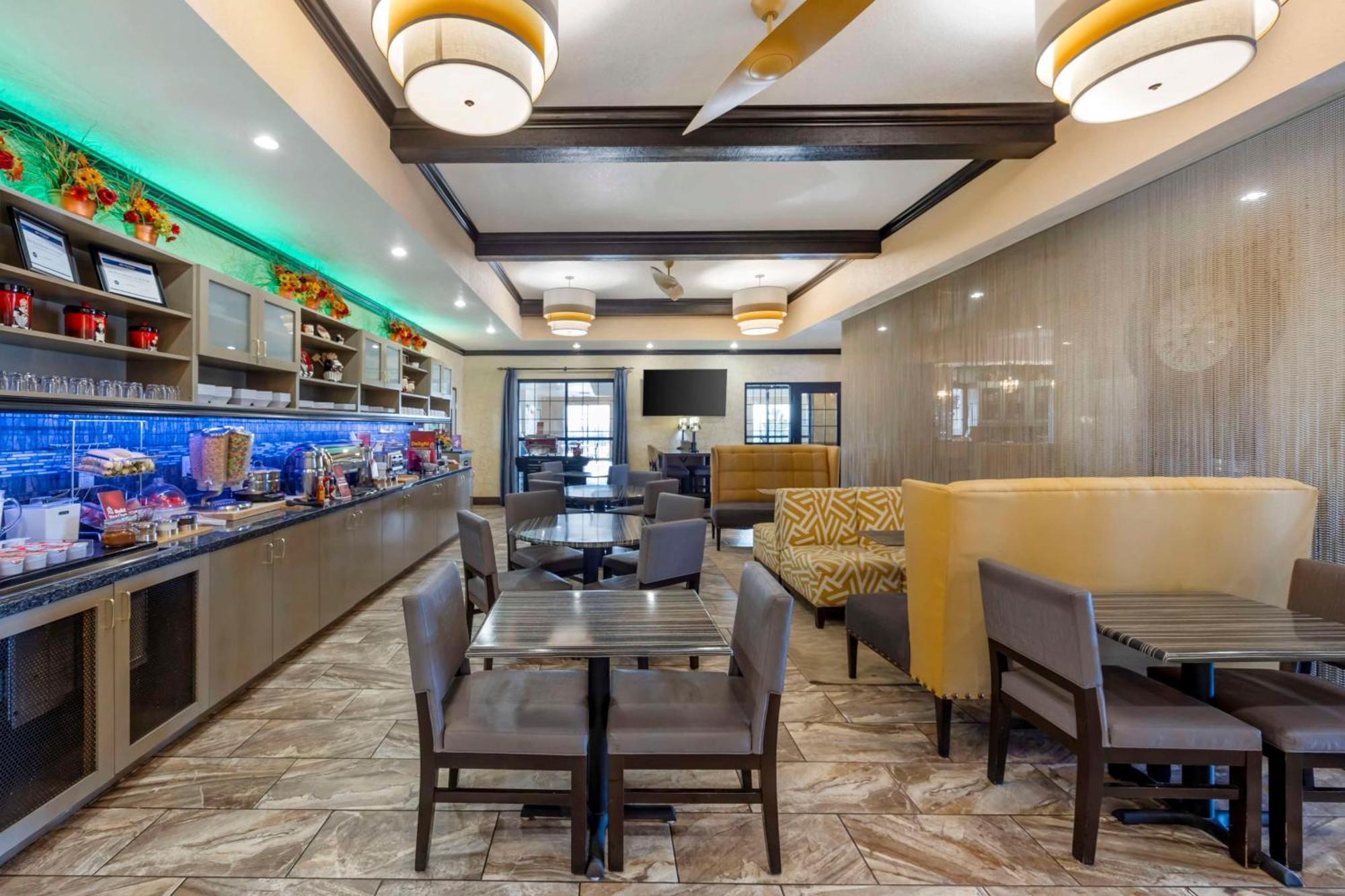Best Western Plus Emerald Inn & Suites Garden City Exterior foto