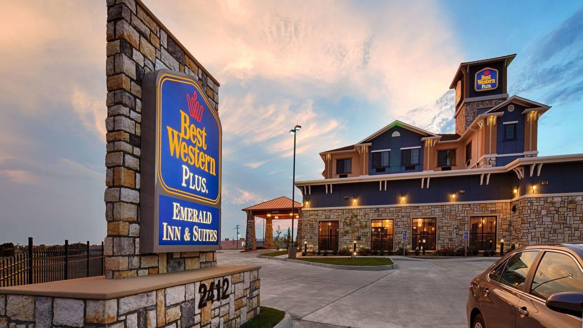 Best Western Plus Emerald Inn & Suites Garden City Exterior foto